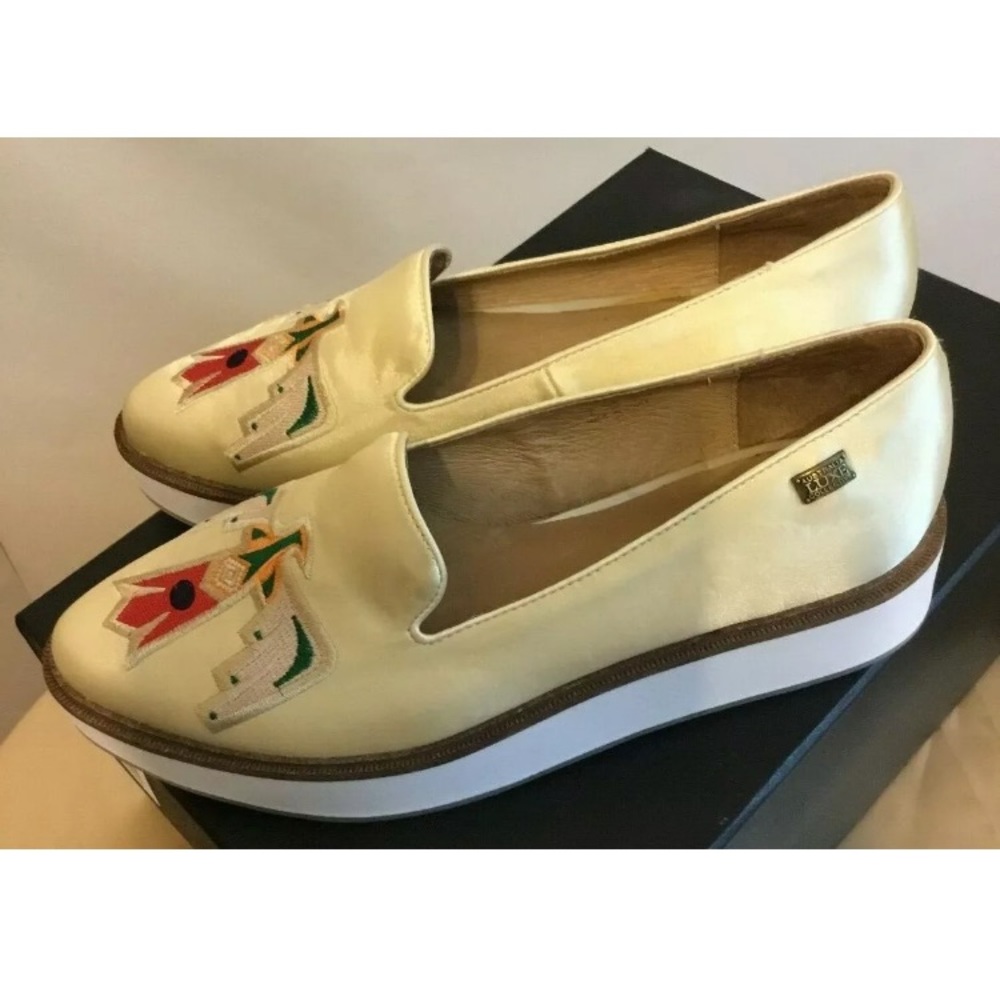 SoldOut! Aussie Luxe Collective🌟Gold Totem Loafer - Picture 4 of 7